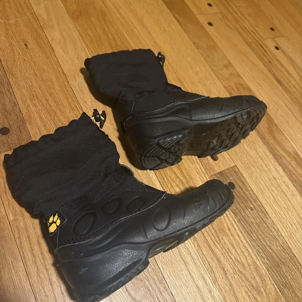 Jack Wolfskin Iceland High Winter Boots Kids Sz 13 Waterproof Insulated
